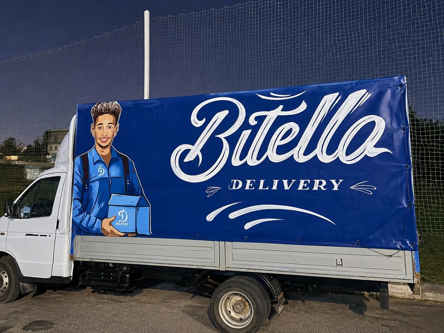 Фургон Bitello Delivery